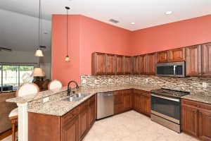 7227 35TH LANE, SARASOTA, FL 34243 Sold 06/28/23