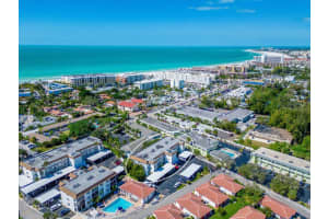 116 VISTA HERMOSA CIRCLE, SARASOTA, FL 34242 Sold 05/18/23