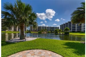 5760 Midnight Pass Rd, Siesta Key, FL 34242, Sold 03/16/23