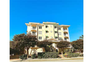 9008 Midnight Pass Rd #5