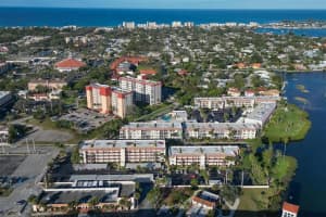 210 SANTA MARIA STREET, VENICE, FL 34285 Sold 04/27/23