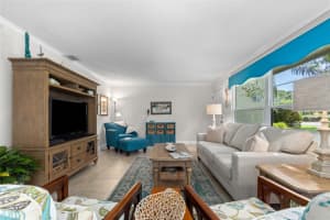 525 SUTTON PLACE, LONGBOAT KEY, FL 34228 Sold 09/08/23