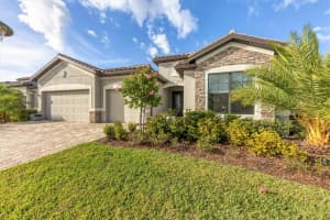 17724 POLO TRAIL, LAKEWOOD RANCH, FL 34211 Sold 03/23/23