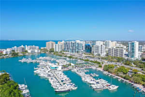 1155 GULFSTREAM AVENUE, SARASOTA, FL 34236 Sold 05/01/23
