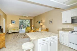 8335 GLENROSE WAY, SARASOTA, FL 34238 Sold 03/30/23