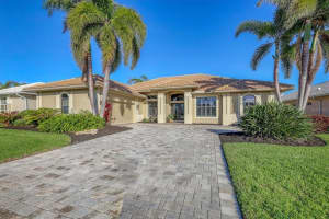 700 EGRET WALK LANE, VENICE, FL 34292 Sold 06/01/23