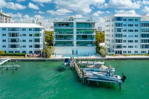 188 Golden Gate Pt #402 Sarasota, FL 34236 Sold 04/02/23