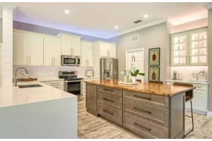 15203 17TH AVENUE, BRADENTON, FL 34212 Sold 04/10/23
