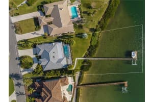 349 YACHT HARBOR DRIVE, OSPREY, FL 34229 Sold 04/27/23