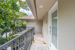 5125 GULF OF MEXICO DRIVE, LONGBOAT KEY, FL 34228 Sold 03/16/23