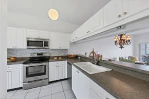 4214 CADDIE DRIVE, BRADENTON, FL 34203 Sold 04/12/23