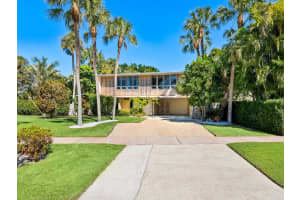 81 Fillmore Dr, Sarasota, FL 34236, Sold 03/16/23