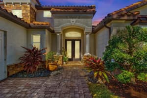 1739 WALDEMERE STREET, SARASOTA, FL 34239 Sold 03/29/23