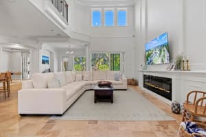 1739 WALDEMERE STREET, SARASOTA, FL 34239 Sold 03/29/23