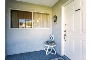 3710 BONAVENTURE COURT, SARASOTA, FL 34243 Sold 04/06/23