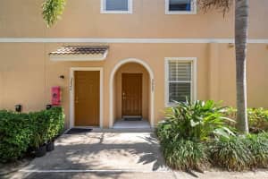 3423 PARKRIDGE CIRCLE, SARASOTA, FL 34243 - MLS#MFRA4561029
