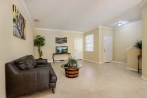 3641 PARKRIDGE CIRCLE, SARASOTA, FL 34243 Sold 04/28/23