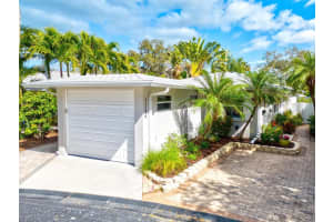 1246 MOONMIST CIRCLE, SARASOTA, FL 34242 Sold 03/20/23