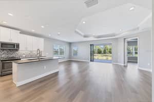 10197 CANAVERAL CIRCLE, SARASOTA, FL 34241 Sold 05/16/23