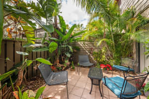 1627 CLOWER CREEK DRIVE, SARASOTA, FL 34231 Sold 05/02/23