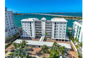 226 GOLDEN GATE POINT, SARASOTA, FL 34236 Sold 03/20/23