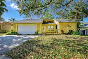 2900 WOODPINE COURT, SARASOTA, FL 34231 Sold 06/02/23