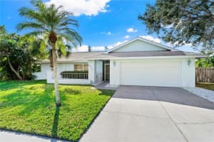 6570 WATERFORD CIRCLE, SARASOTA, FL 34238 Sold 04/05/23