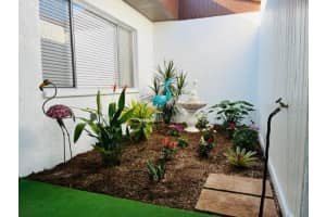 3549 VILLAGE COURT, SARASOTA, FL 34231 Sold 03/31/23