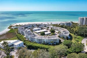 100 SANDS POINT ROAD, LONGBOAT KEY, FL 34228 Sold 06/26/23