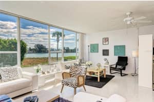 100 SANDS POINT ROAD, LONGBOAT KEY, FL 34228 Sold 06/26/23