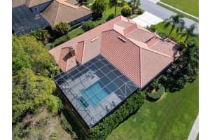 6701 OAKMONT WAY, BRADENTON, FL 34202 Sold 07/31/23