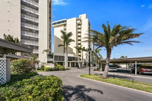 19 WHISPERING SANDS DRIVE, SARASOTA, FL 34242 Sold 04/18/23
