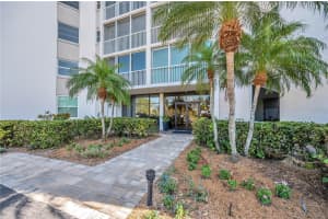 435 GULFSTREAM AVENUE, SARASOTA, FL 34236 Sold 03/23/23