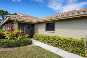 7217 WOOD CREEK DRIVE, SARASOTA, FL 34231 Sold 04/01/23