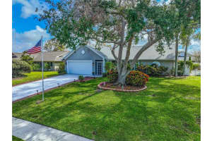 1240 Pinebrook Way Venice, FL 34285 Sold 04/27/23