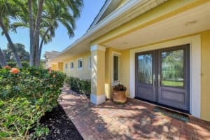 606 OWL WAY, SARASOTA, FL 34236 Sold 04/11/23