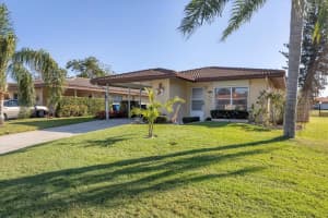6427 RENSSALAER DRIVE, BRADENTON, FL 34207 Sold 07/14/23