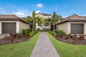 5721 Palmer Cir #201, BRADENTON