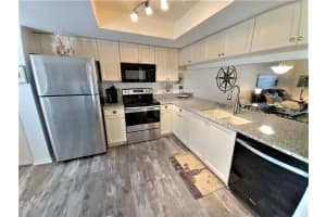 4272 MADEIRA COURT, SARASOTA, FL 34233 Sold 04/06/23