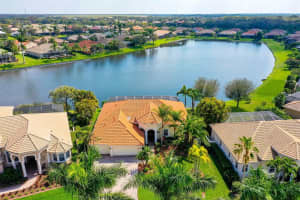 2889 GRAZELAND DRIVE, SARASOTA, FL 34240 Sold 04/19/23