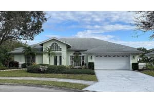 4738 COUNTRY MANOR DRIVE, SARASOTA, FL 34233 Sold 04/25/23