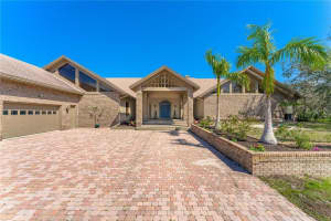 797 OAK BEND WAY, SARASOTA, FL 34240 Sold 09/01/23