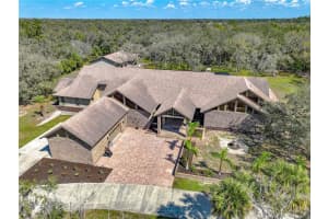 797 OAK BEND WAY, SARASOTA, FL 34240 Sold 09/01/23