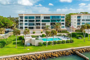 4708 OCEAN BOULEVARD, SARASOTA, FL 34242 Sold 09/28/23