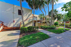 308 SPRING LAKES BOULEVARD, BRADENTON, FL 34210 Sold 04/28/23
