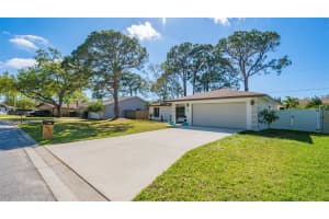 8461 CYPRESS LAKE CIRCLE, SARASOTA, FL 34243 Sold 04/28/23