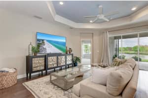 6951 WHITE WILLOW COURT, SARASOTA, FL 34243 Sold 05/11/23