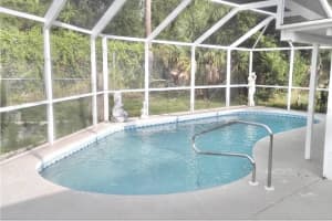 1040 Elaine St, Venice, FL 34285, Sold 05/31/23