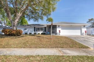 6625 ROXBURY DRIVE, SARASOTA, FL 34231 Sold 05/05/23