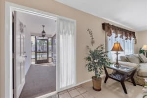 6625 ROXBURY DRIVE, SARASOTA, FL 34231 Sold 05/05/23